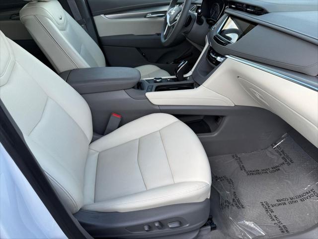 2026 Cadillac XT5 Premium Luxury FWD