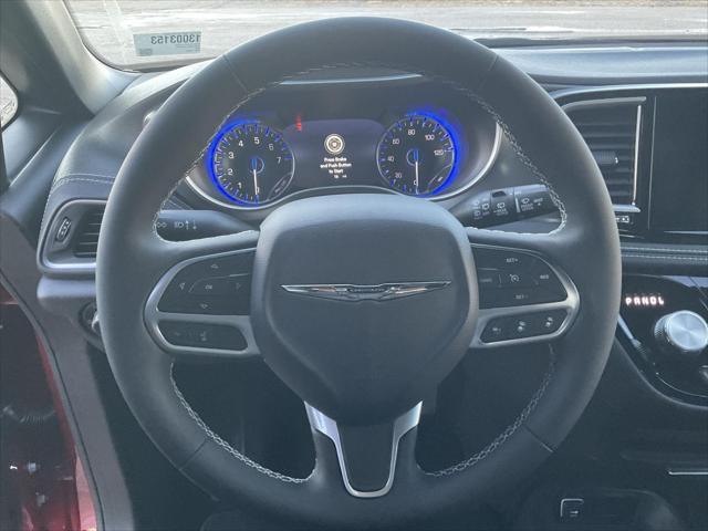 2026 Chrysler Pacifica Select AWD