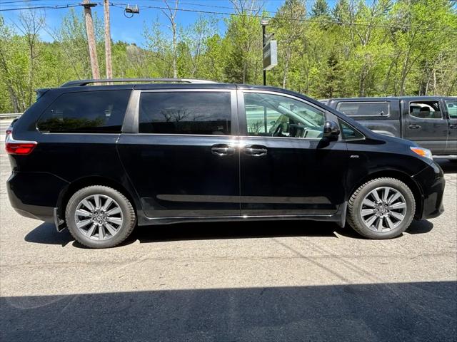 2020 Toyota Sienna XLE Premium