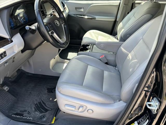 2020 Toyota Sienna XLE Premium