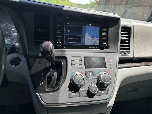 2020 Toyota Sienna XLE Premium