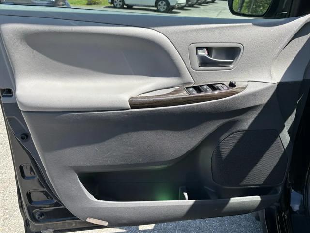 2020 Toyota Sienna XLE Premium