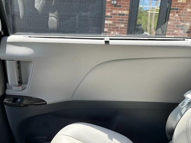 2020 Toyota Sienna XLE Premium