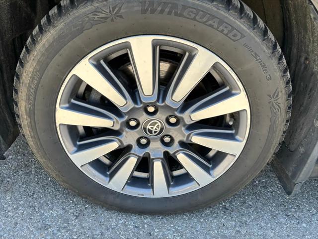 2020 Toyota Sienna XLE Premium
