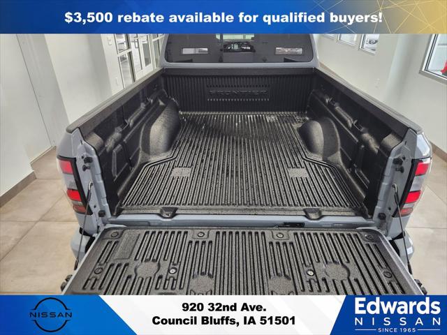 2026 Nissan Frontier Crew Cab Long Bed PRO-4X 4x4