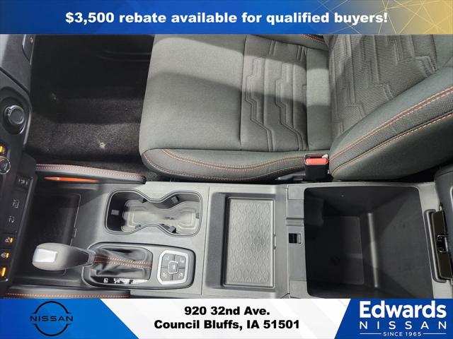 2026 Nissan Frontier Crew Cab Long Bed PRO-4X 4x4