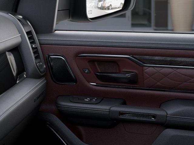 2026 Ram 1500 Limited Crew Cab 4x4 57 Box
