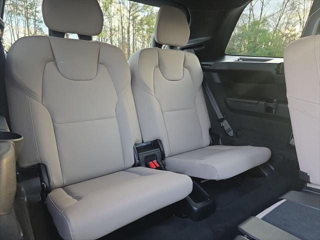 2026 Volvo XC90 Plus, B6 AWD Gas (mild hybrid), Gasoline, Bright, 7 Seats