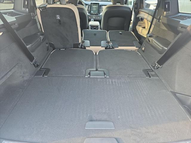 2026 Volvo XC90 Plus, B6 AWD Gas (mild hybrid), Gasoline, Bright, 7 Seats