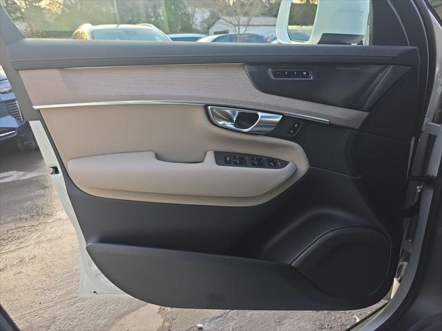 2026 Volvo XC90 Plus, B6 AWD Gas (mild hybrid), Gasoline, Bright, 7 Seats