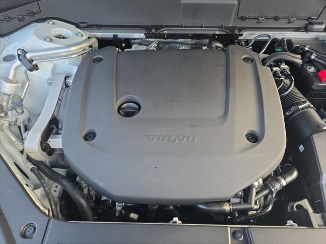 2026 Volvo XC90 Plus, B6 AWD Gas (mild hybrid), Gasoline, Bright, 7 Seats