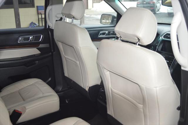 2017 Ford Explorer Platinum