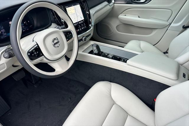 2026 Volvo V60 Cross Country Plus, B5 AWD Gas (mild hybrid)