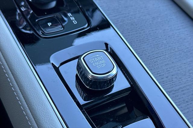 2026 Volvo XC90 Plug-In Hybrid Ultra, T8 AWD, Electric/Gasoline, Bright, 7 Seats