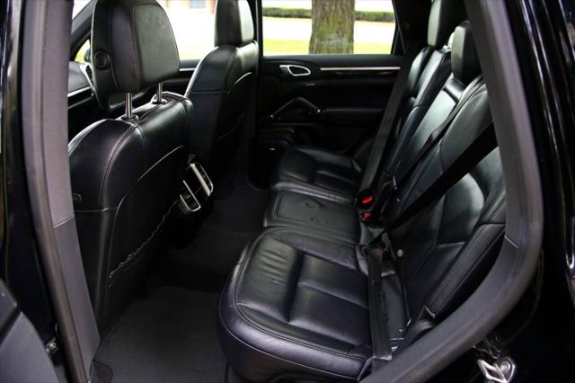 2016 Porsche Cayenne Base AWD 4dr SUV
