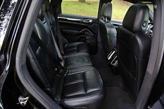 2016 Porsche Cayenne Base AWD 4dr SUV