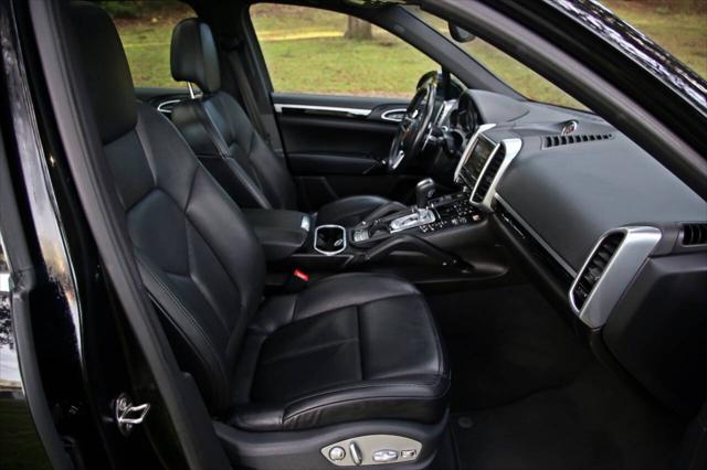 2016 Porsche Cayenne Base AWD 4dr SUV