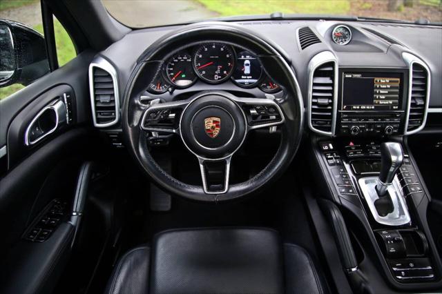 2016 Porsche Cayenne Base AWD 4dr SUV