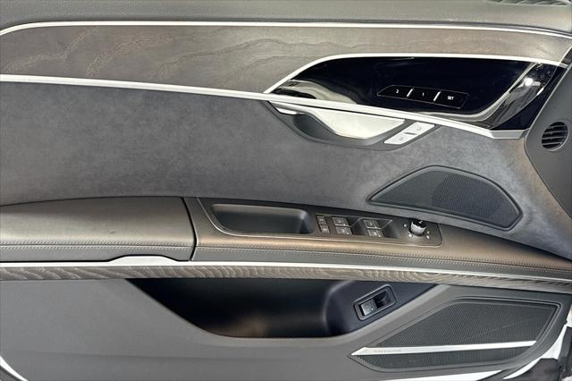 2022 Audi A8 L 55 TFSI quattro Tiptronic