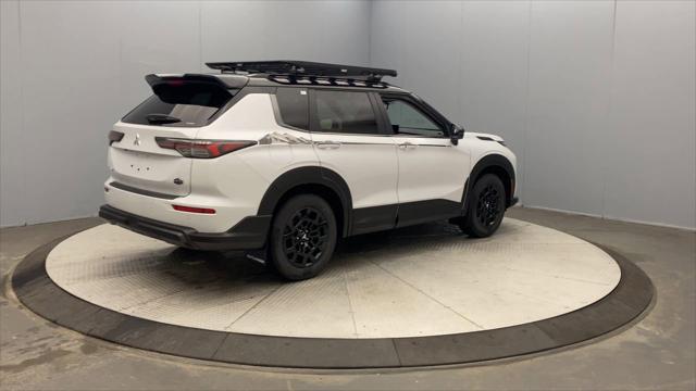 2026 Mitsubishi Outlander LE 2.5 S-AWC