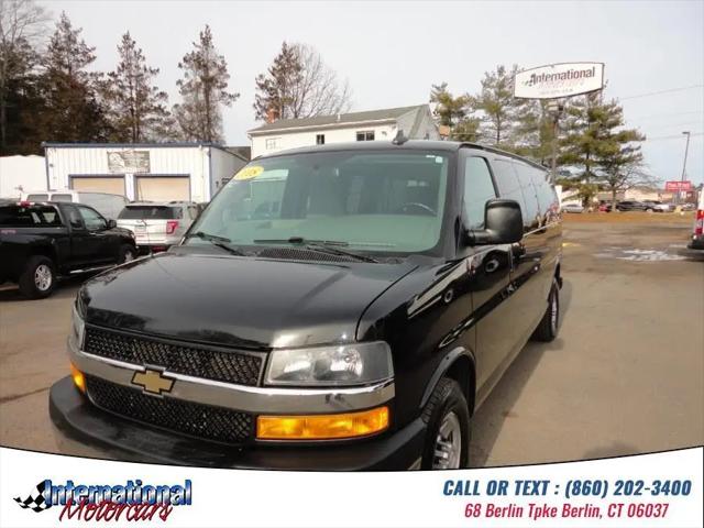 2018 Chevrolet Express LT for sale in Berlin, CT