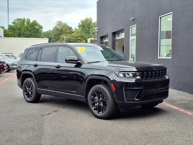 2026 Jeep Grand Cherokee GRAND CHEROKEE L LAREDO ALTITUDE 4X4