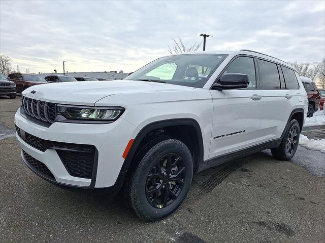 2026 Jeep Grand Cherokee GRAND CHEROKEE L LAREDO ALTITUDE 4X4
