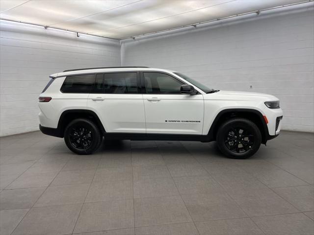 2026 Jeep Grand Cherokee GRAND CHEROKEE L LAREDO ALTITUDE 4X4 2026 Jeep Grand Cherokee GRAND CHEROKEE L LAREDO ALTITUDE 4X4