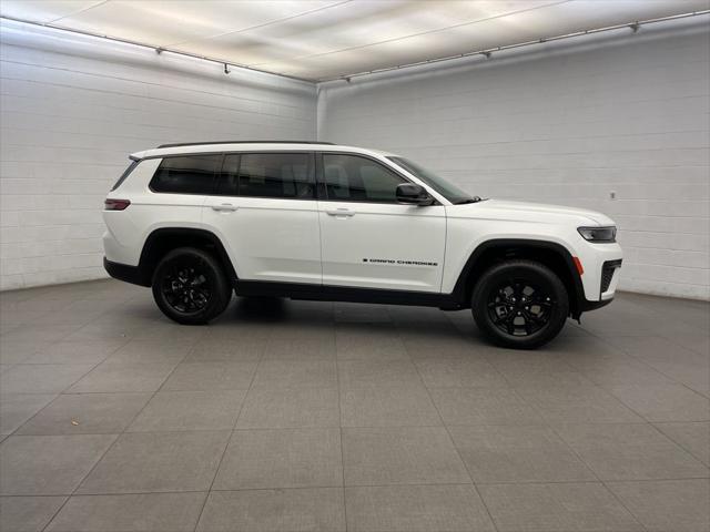 2026 Jeep Grand Cherokee L GRAND CHEROKEE L LAREDO ALTITUDE 4X4 2026 Jeep Grand Cherokee L GRAND CHEROKEE L LAREDO ALTITUDE 4X4