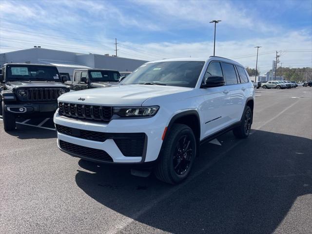 2026 Jeep Grand Cherokee GRAND CHEROKEE L LAREDO ALTITUDE 4X4