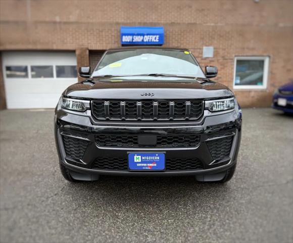 2026 Jeep Grand Cherokee GRAND CHEROKEE L LAREDO ALTITUDE 4X4