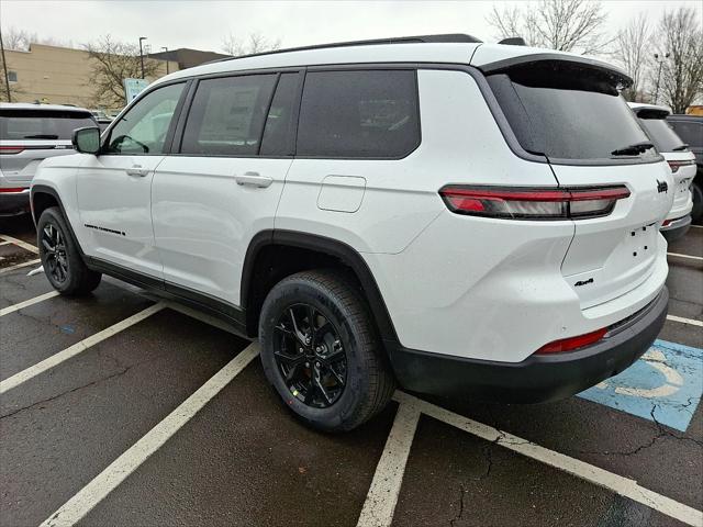 2026 Jeep Grand Cherokee GRAND CHEROKEE L LAREDO ALTITUDE 4X4