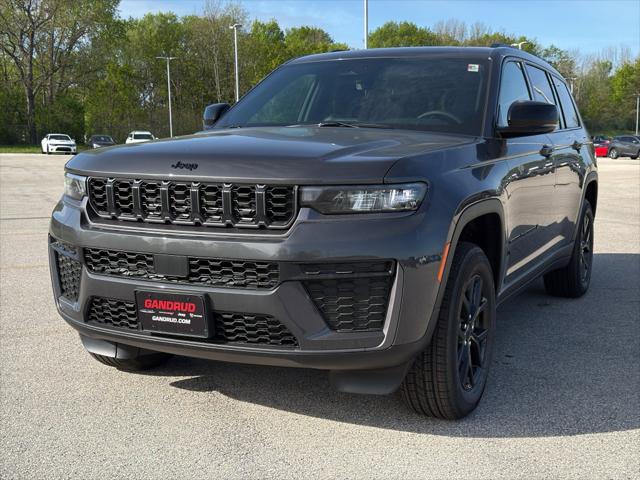 2026 Jeep Grand Cherokee L GRAND CHEROKEE L LAREDO ALTITUDE 4X4