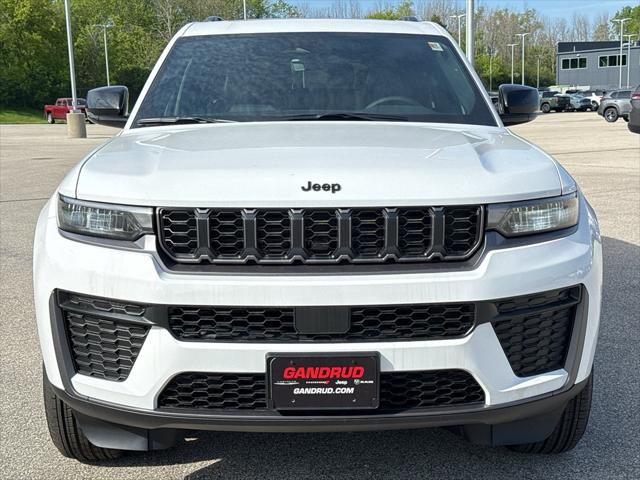 2026 Jeep Grand Cherokee L GRAND CHEROKEE L LAREDO ALTITUDE 4X4