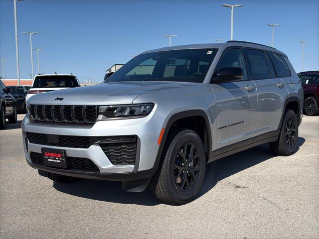 2026 Jeep Grand Cherokee L GRAND CHEROKEE L LAREDO ALTITUDE 4X4