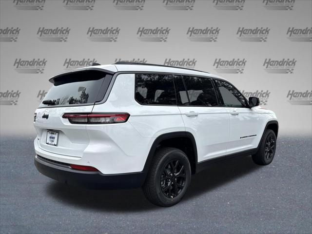 New 2026 Bright White Clear-Coat Exterior Paint Jeep Laredo image 35