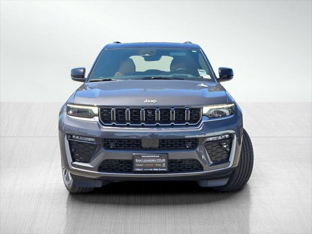 2026 Jeep Grand Cherokee GRAND CHEROKEE SUMMIT 4X4