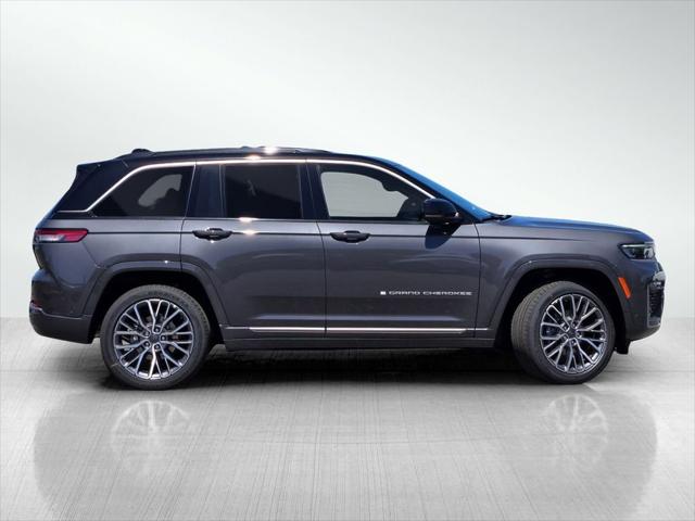2026 Jeep Grand Cherokee GRAND CHEROKEE SUMMIT 4X4
