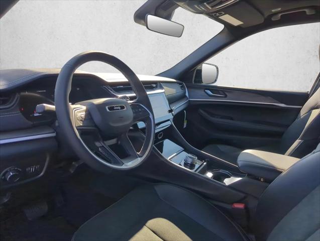 2026 Jeep Grand Cherokee GRAND CHEROKEE L LAREDO ALTITUDE 4X2