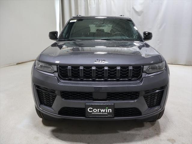 2026 Jeep Grand Cherokee GRAND CHEROKEE L LAREDO ALTITUDE 4X4