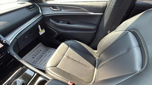 2026 Jeep Grand Cherokee Limited 4x2
