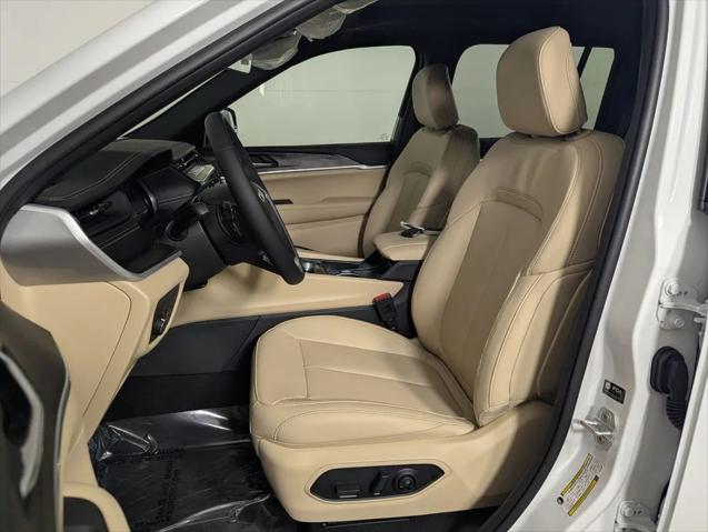 2026 Jeep Grand Cherokee Limited 4x2