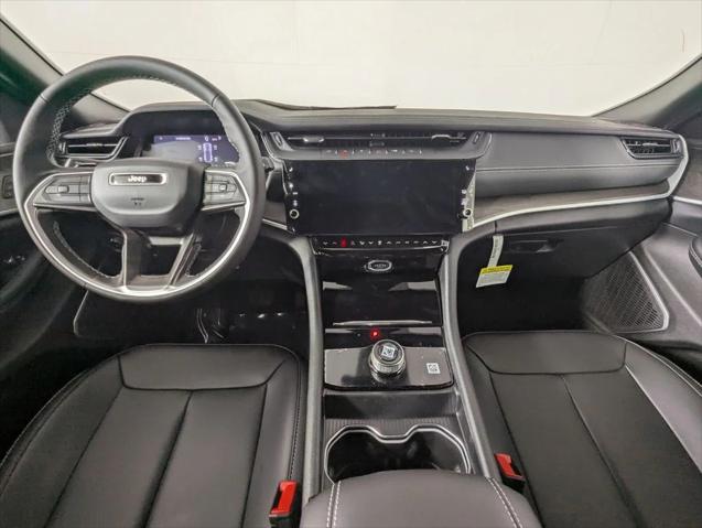 2026 Jeep Grand Cherokee Limited 4x2