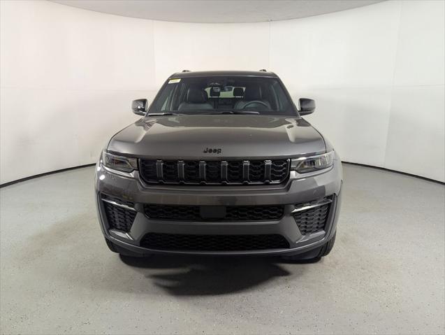 2026 Jeep Grand Cherokee GRAND CHEROKEE L LAREDO ALTITUDE 4X2