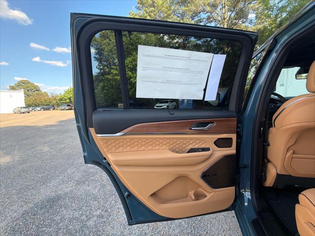 2026 Jeep Grand Cherokee Summit 4x4