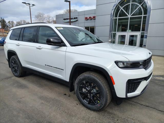 2026 Jeep Grand Cherokee GRAND CHEROKEE L LAREDO ALTITUDE 4X4