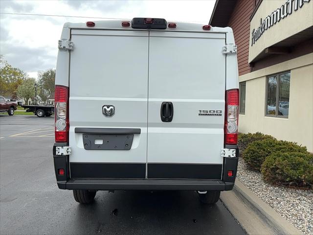 2026 Ram ProMaster Cargo Van Tradesman Low Roof 136" WB w/Pass Seat