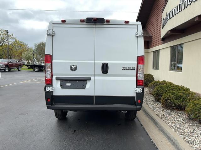 2026 Ram ProMaster Cargo Van Tradesman Low Roof 136" WB w/Pass Seat