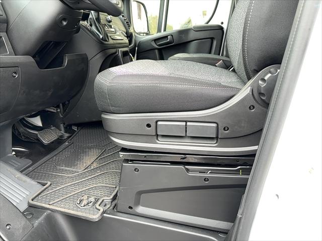2026 Ram ProMaster Cargo Van Tradesman Low Roof 136" WB w/Pass Seat