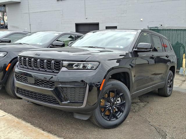 2026 Jeep Grand Cherokee GRAND CHEROKEE L LAREDO ALTITUDE 4X4
